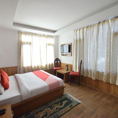 Oyo 10255 Hotel Red Apple Маналі Екстер'єр фото