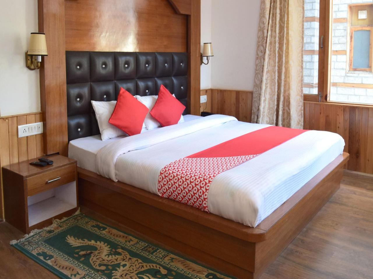 Oyo 10255 Hotel Red Apple Маналі Екстер'єр фото